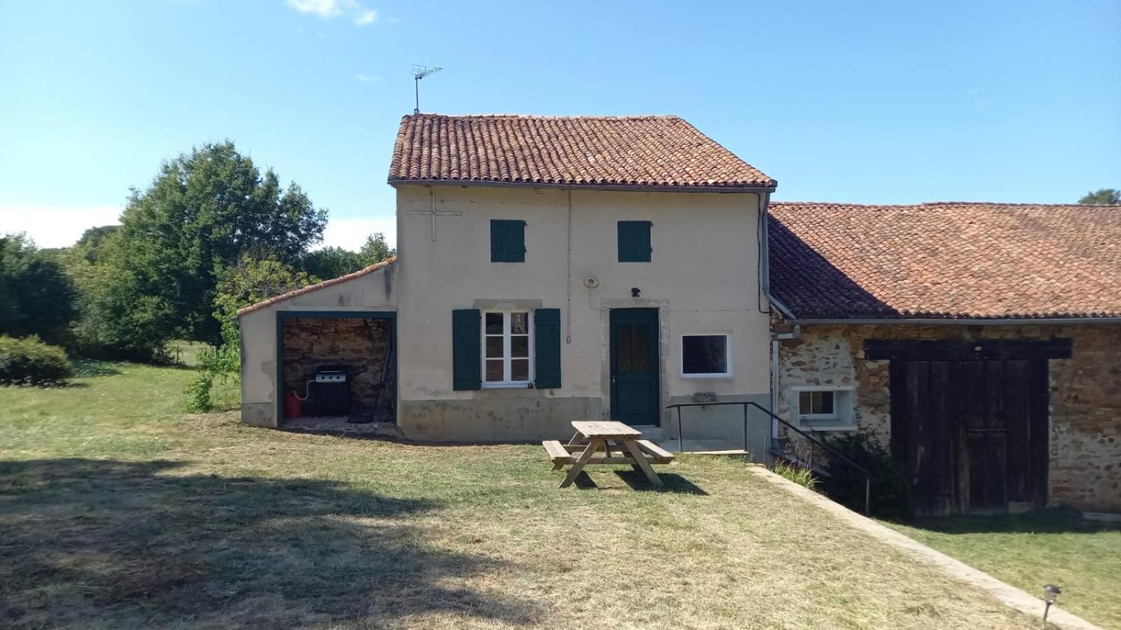 La Petite Halte Villa Bellac Luaran gambar